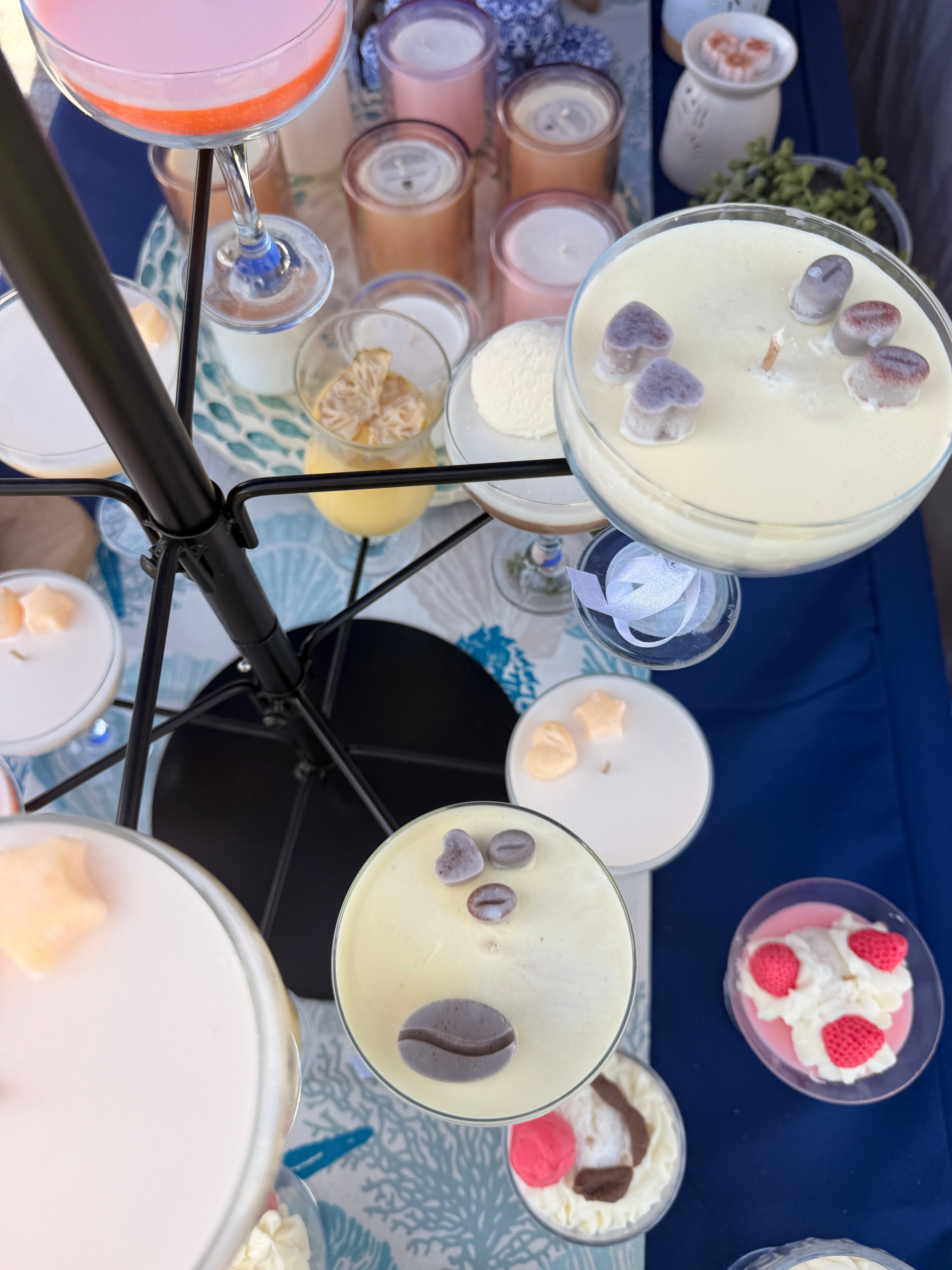 Strawberries and cream Dessert Candle ππ¦π¨