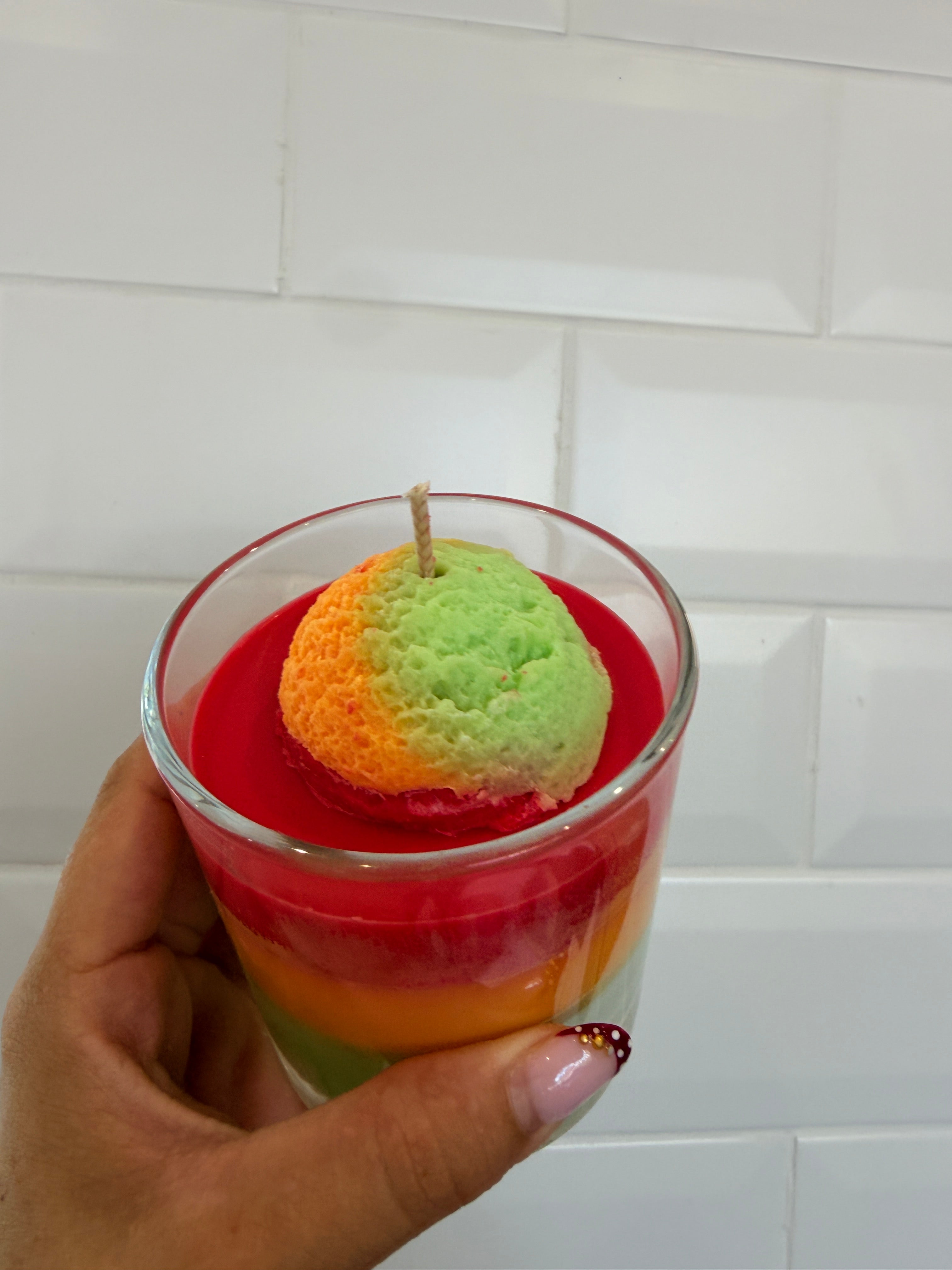 Fruity traffic light candle