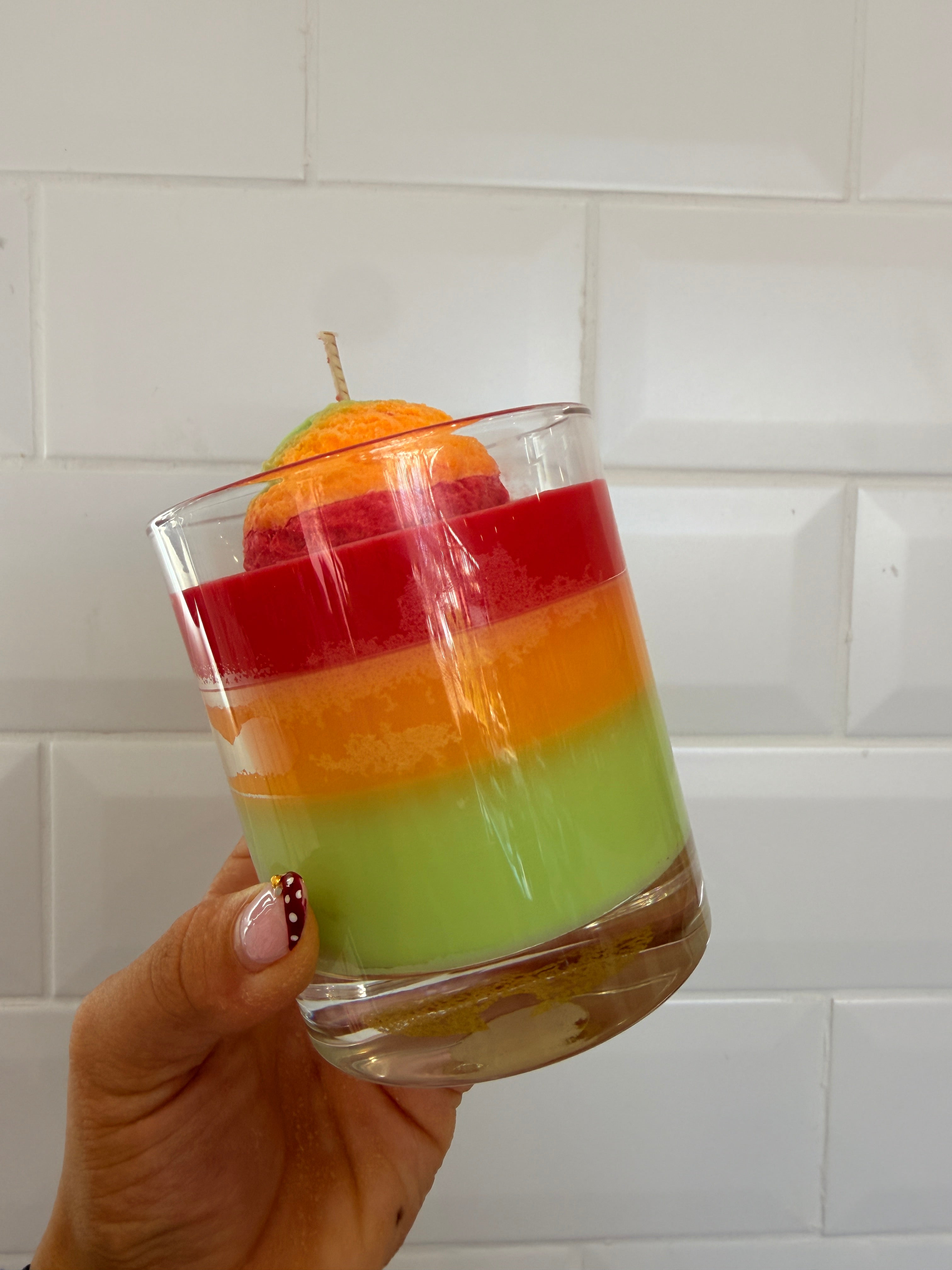 Fruity traffic light candle